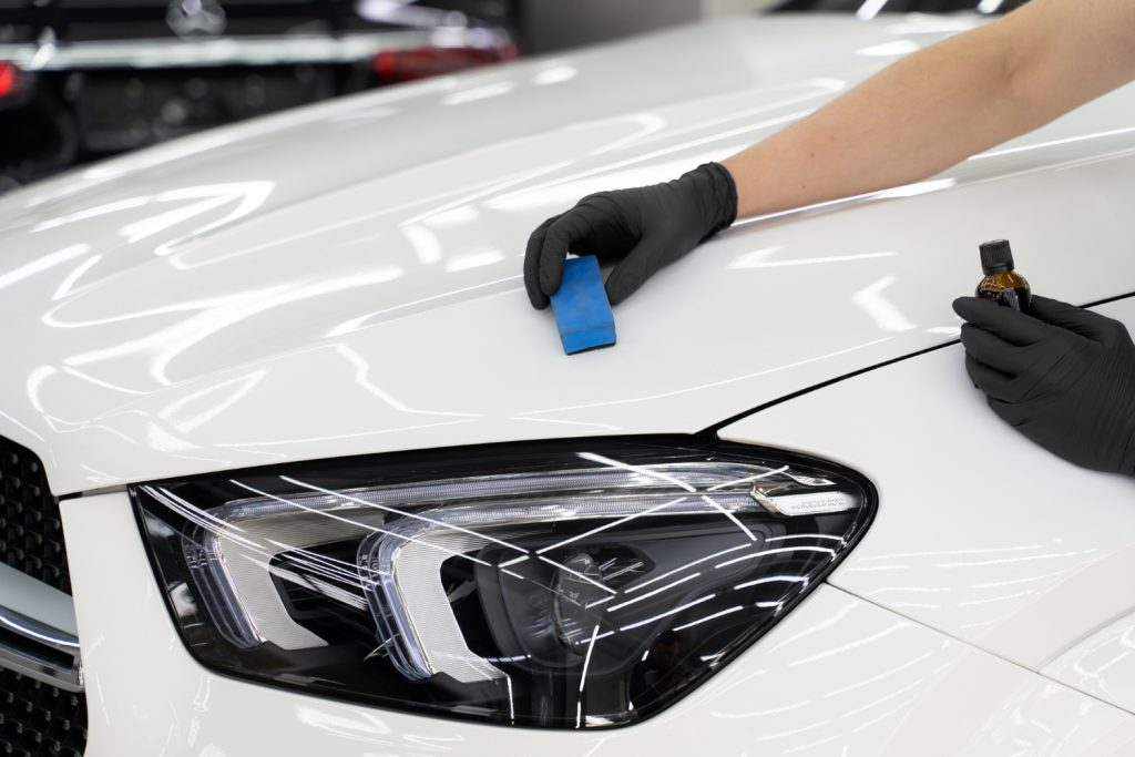 Vitrificação Automotiva: Dicas Importantes para Proteger Sua Pintura
